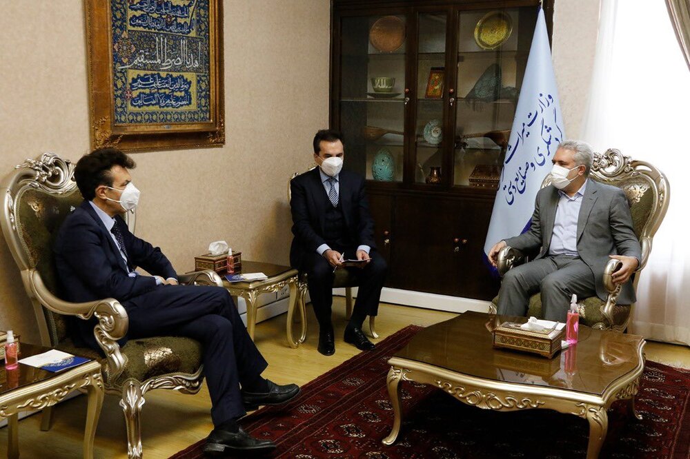 دیدار مونسان با سفیر ایتالیا در ایران