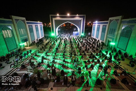 مراسم احیای شب بیست سوم ماه رمضان در کیش