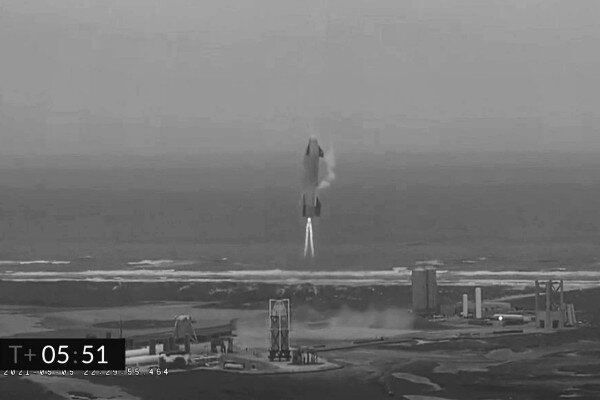 فرود موفقیت آمیز فضاپیمای استارشیپ SN۱۵