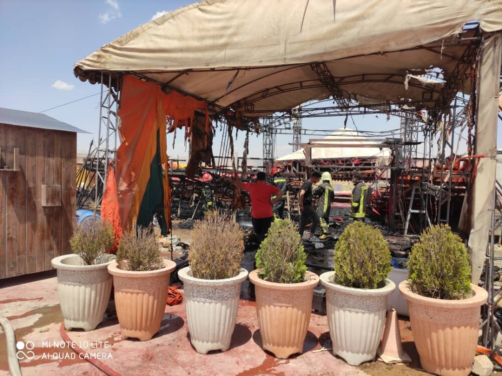 سیرک شیراز در محاصره شعله‌های آتش+ عکس