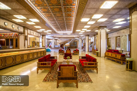 هتل عباسی; بزرگ‌ترین هتل موزه جهان