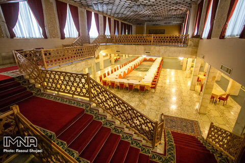 هتل عباسی; بزرگ‌ترین هتل موزه جهان