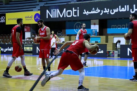 تیم ملی بسکتبال ایران راهی صربستان شد