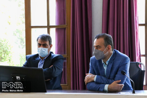 جلسه بررسی پروژه های شهرداری اصفهان
