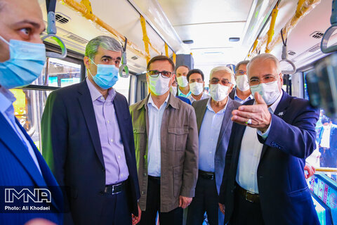 بهره برداری از اتوبوس های بازسازی شده شهرداری اصفهان