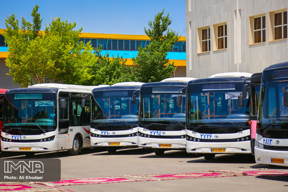 استفاده از دانش‌بنیان‌ها برای کاهش معضلات حمل‌ونقل/ ۲۰۰ اتوبوس بازسازی می‌شود