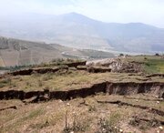 زمین رودبار دهان باز کرد/تخلیه فوری روستای خرشک+عکس