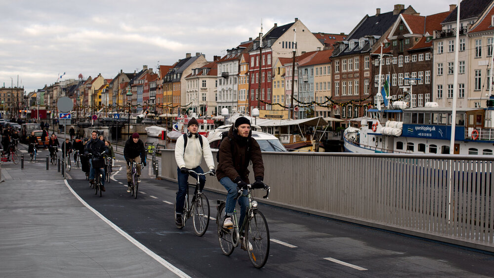 دانمارک جاده‌ها را به نفع دوچرخه تغییر می‌دهد