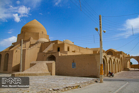 مسجد جامع اردستان