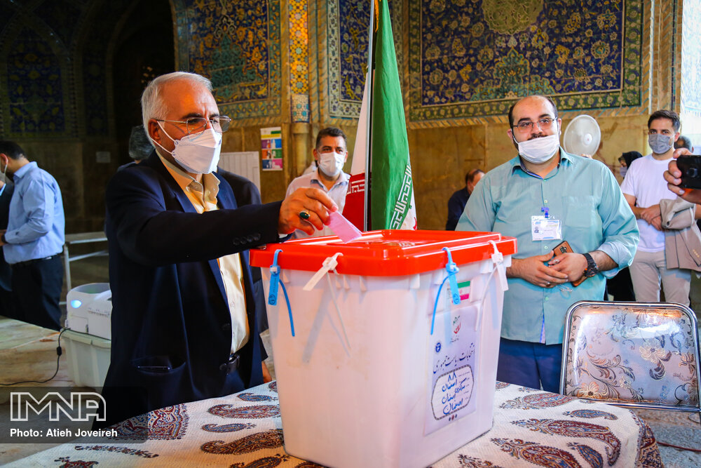 شهردار اصفهان: حضور حداکثری مردم در انتخابات پیشرفت کشور را به دنبال دارد