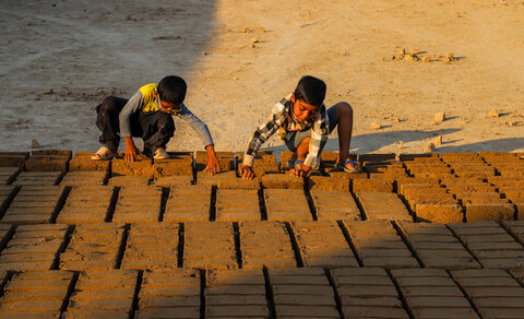  کودکان کار؛ آسیب‌پذیر در وضعیت دشوار