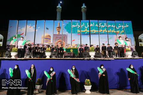 جشن میلاد امام رضا (ع) و جشن پیروزی ابراهیم رئیسی در اصفهان