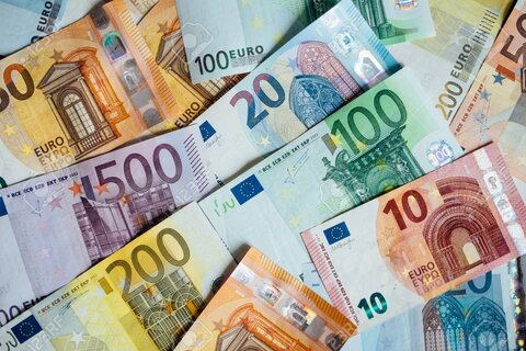 رونمایی از طرح نسخه‌های جدید یورو تا پایان دهه جاری