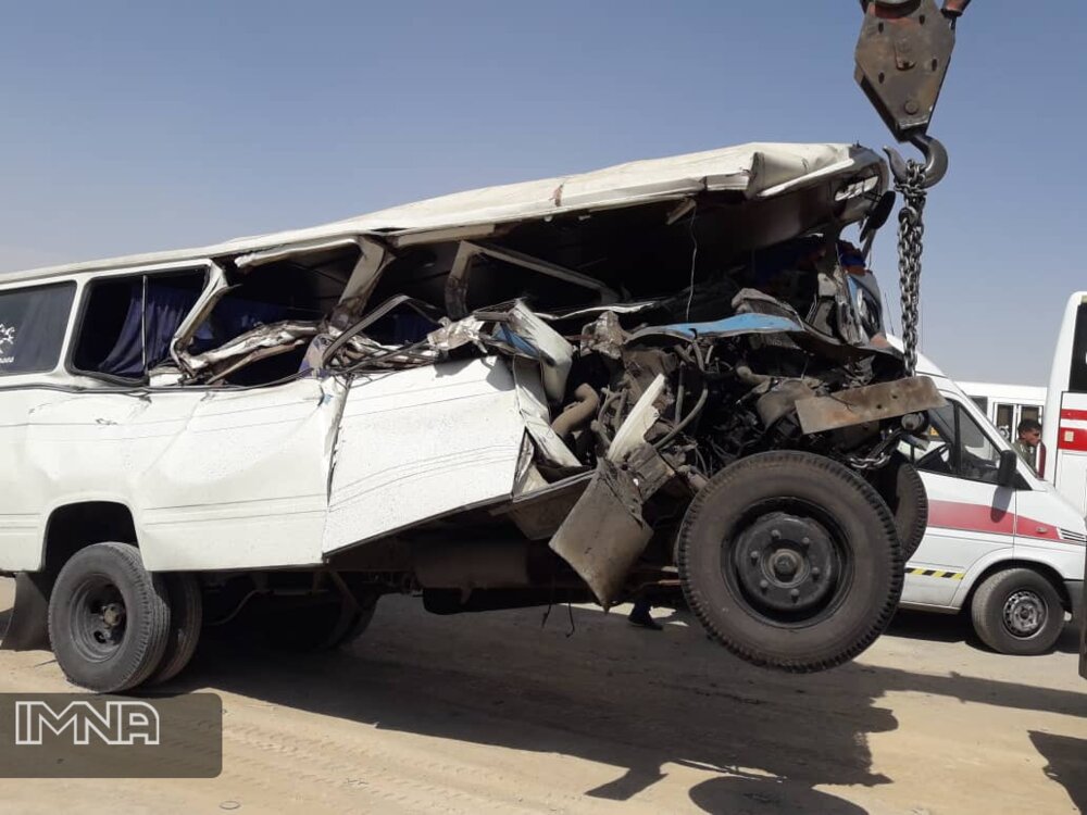 آسیب‌دیدگی شدید راننده در تصادف بزرگراه حبیب‌اللهی+ عکس
