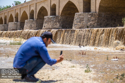 Zayandehrud River rests in homeland