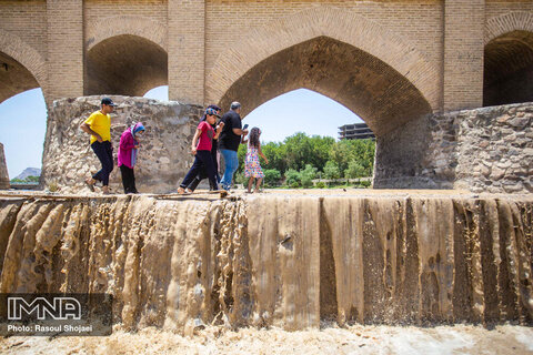 ۶۰ میلیون مترمکعب آب برای کشاورزان اصفهان رهاسازی می‌شود
