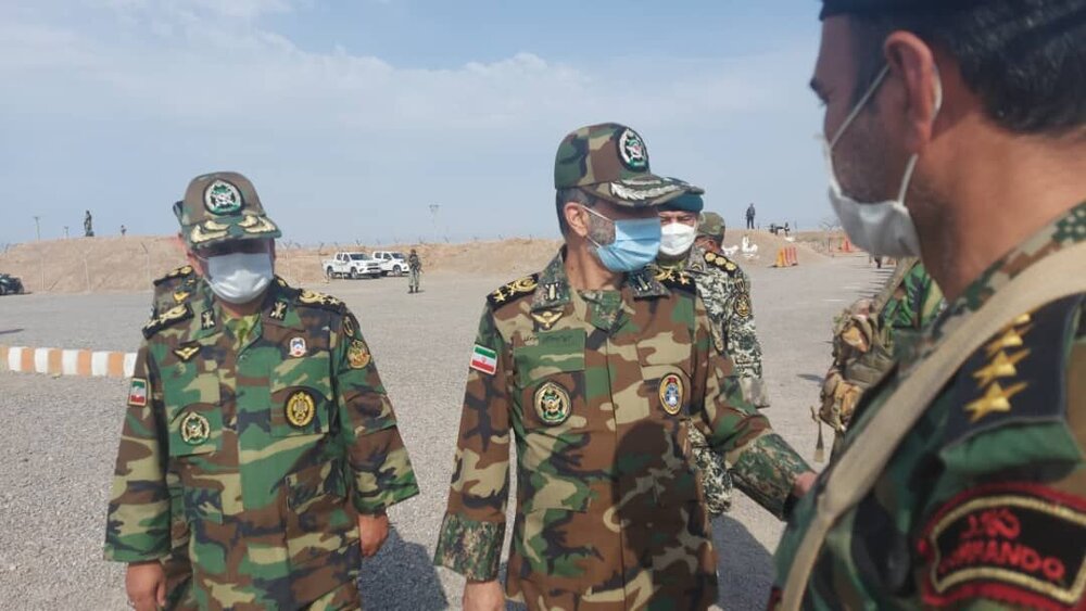 فرمانده کل ارتش: هیچ نگرانی در مرزهای شرقی وجود ندارد