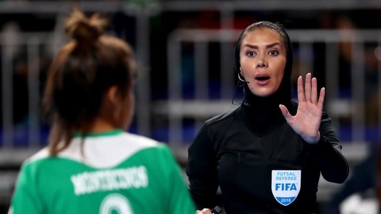 دعوت فدراسیون فوتبال کویت از ۲ داور زن ایرانی