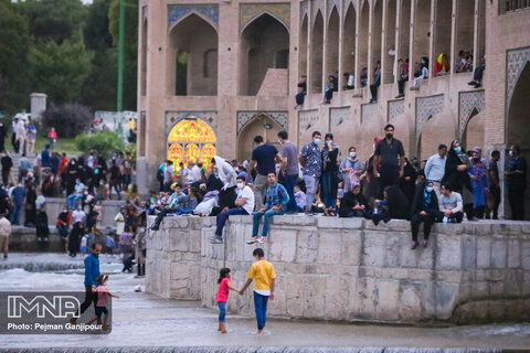  Summer rain refreshes Isfahan