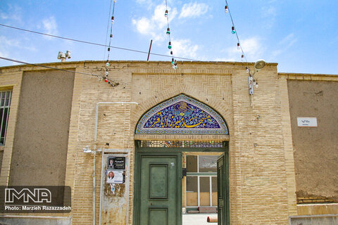 مسجد میرزاباقر واقع در محله جویباره