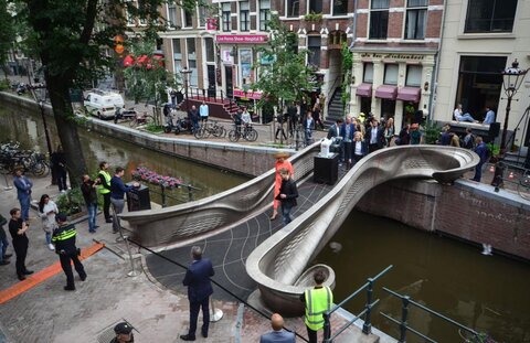  هلند میزبان نخستین پل فلزی ساخته شده با پرینتر سه بعدی 