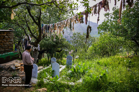 این روستای سالانه گردشگران داخلی و خارجی زیادی را از تمام نقاط جهان به خود جذب می‌کند