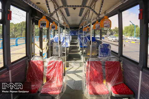 طرح بازسازی اتوبوس‌های درون شهری همدان آغاز شد