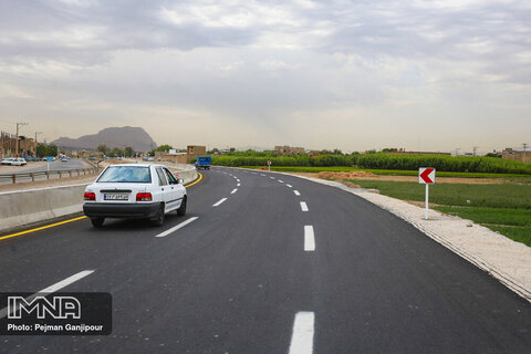 افتتاح پروژه‌های ترافیکی شهرداری در مناطق ۱۰ و ۱۵ اصفهان