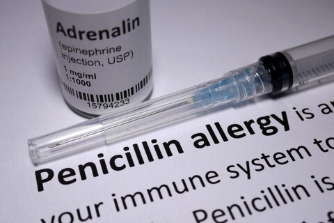 آیا حساسیت به پنی‌سیلین منعی برای تزریق واکسن کرونا است؟