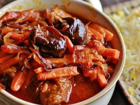 طرز تهیه چلو خورش هویج تبریزی + نکات کلیدی و آموزش پخت خورشت هویج با گوشت و آلو