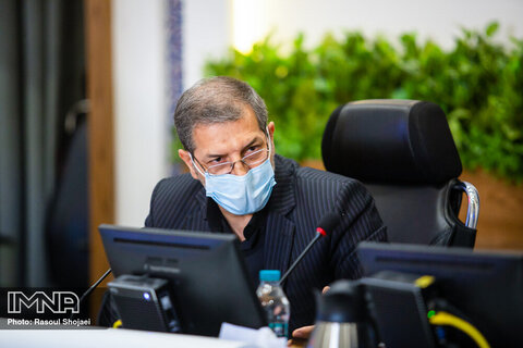 برای از سرگیری فعالیت‌ها در اصفهان باید ۷۵ درصد مردم واکسینه شوند