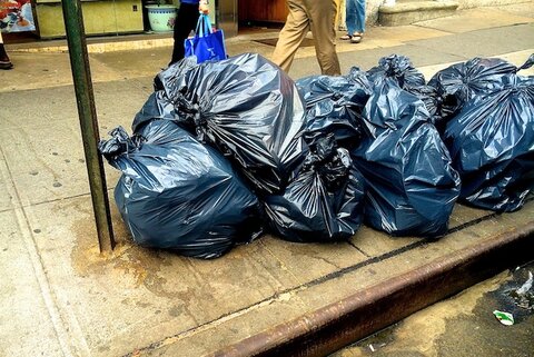 کیسه‌های کاغذی؛ دردسر شهر سوئدی در بازیافت