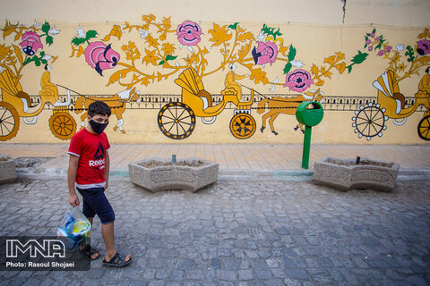 نقاشی دیواری در خیابان طیب