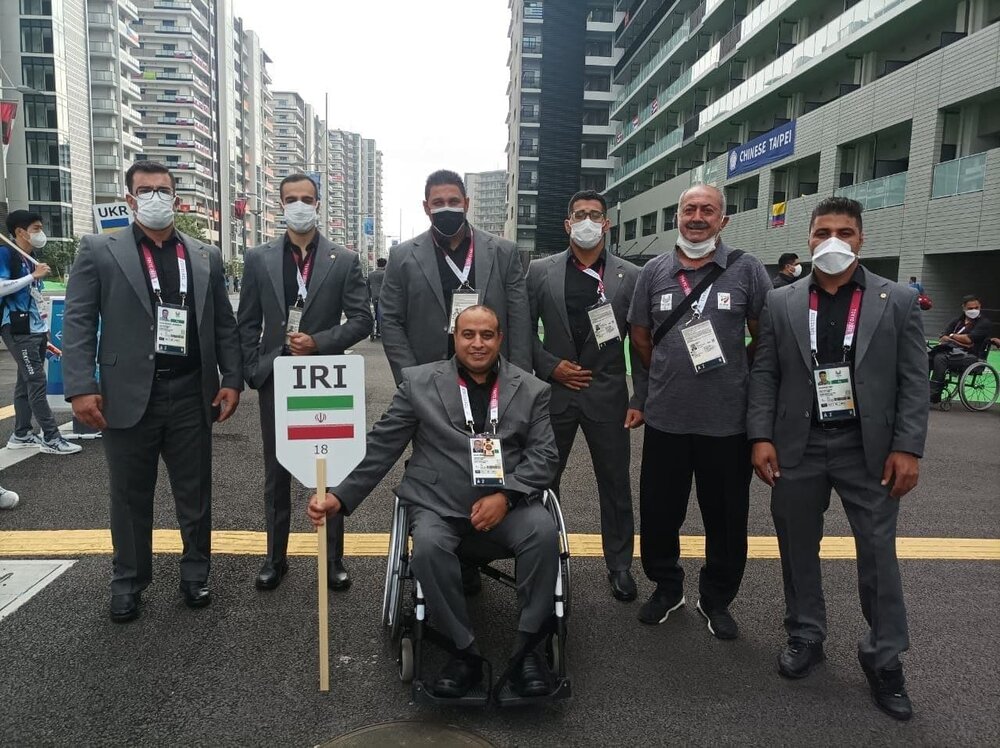 رژه کاروان ایران در افتتاحیه پارالمپیک توکیو + فیلم و عکس