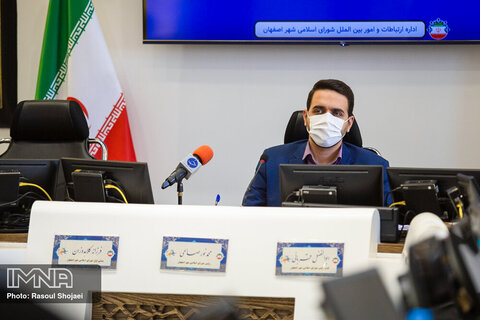 شهردار اصفهان از بین ۱۴۰ گزینه پیشنهادی انتخاب شد/ ۹۸ درصد گزینه‌ها بومی بودند