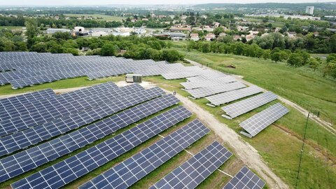 شورای شهر وین نیروگاه‌ خورشیدی راه‌اندازی می‌کند