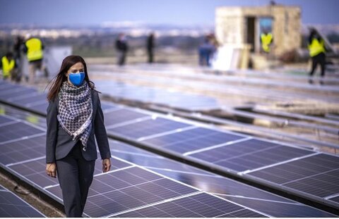 تبدیل بام سازه‌های متروکه به مزارع خورشیدی