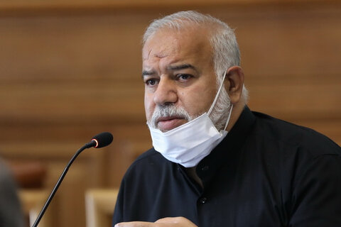 حاشیه‌های حضور معاون شهردار تهران در صحن شورا تمام شود