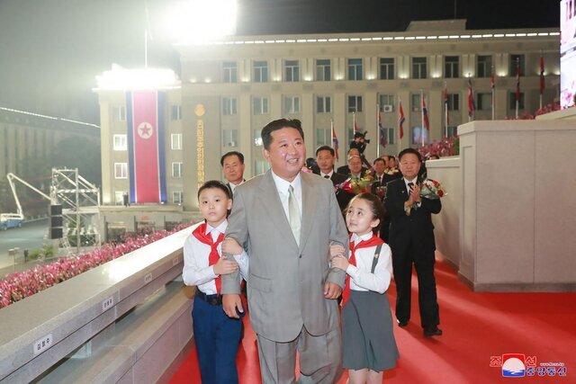 رهبر کره شمالی لاغر شد + عکس