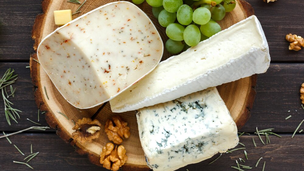 خواص پنیر + انواع، کاربرد، مضرات و فواید پنیر صبحانه