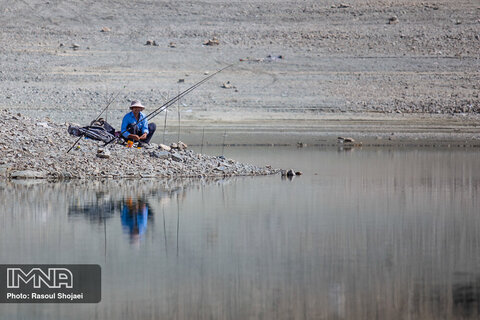 آخرین وضعیت سد زاینده‌رود در روزگار خشکسالی