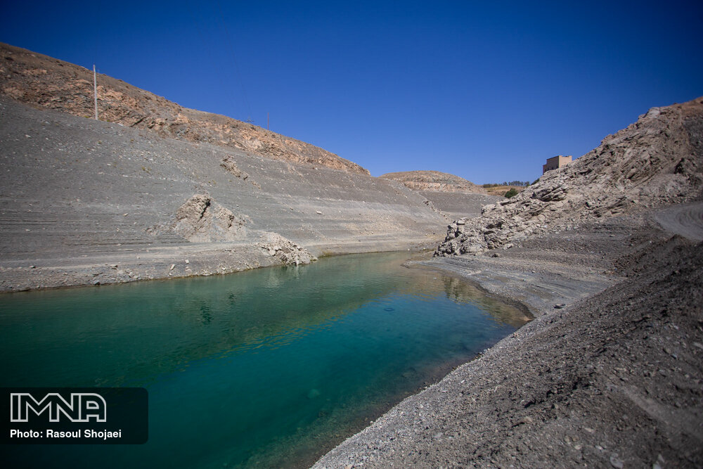 انتقال آب دریای عمان به اصفهان تا ۲ سال آینده محقق می‌شود