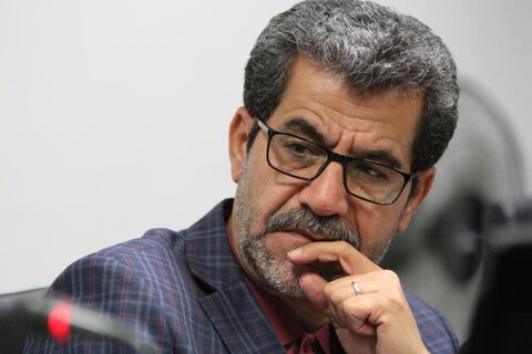 خوشچهره: تنش‌زدایی از روابط ایران و آمریکا دور از دسترس است