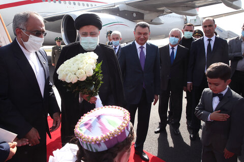 رئیسی وارد دوشنبه پایتخت، تاجیکستان شد