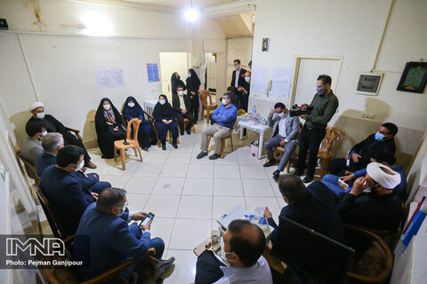 بازدید اعضای شورای شهر اصفهان از شیرخوارگاه نرجس