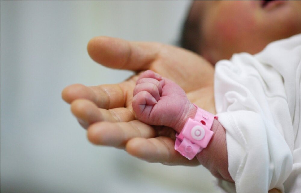 تولد بیش از ۲۴۰۰ نوزاد به کمک ماموران اورژانس کرمان