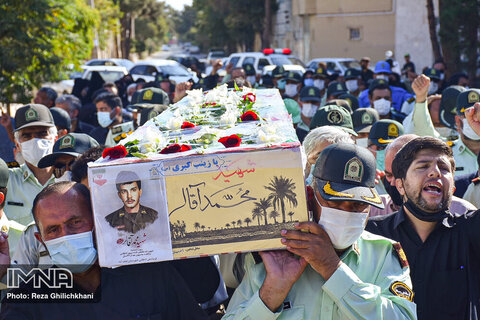 مراسم وداع و تشییع شهید تازه تفحص شده محمد آقالَر در نجف آباد‎