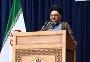 دشمن از ایران مملکتی برده و تسلیم می‌خواهد