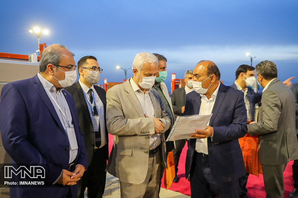 بازدید شهردار اصفهان از نمایشگاه صنعت ساختمان