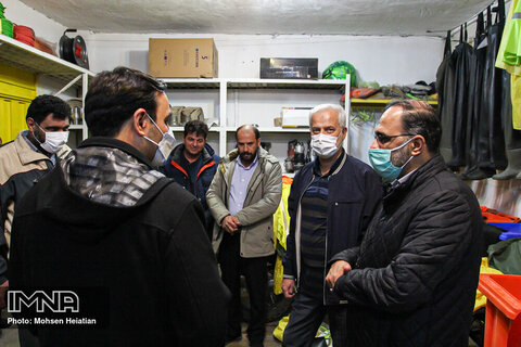 بازدید شهردار اصفهان از واحدهای خدمات شهری
